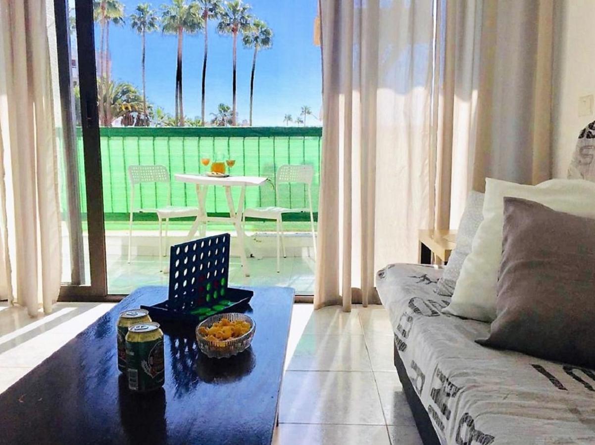 Beach And Pool In Playa De Las Americas Apartment Exterior photo
